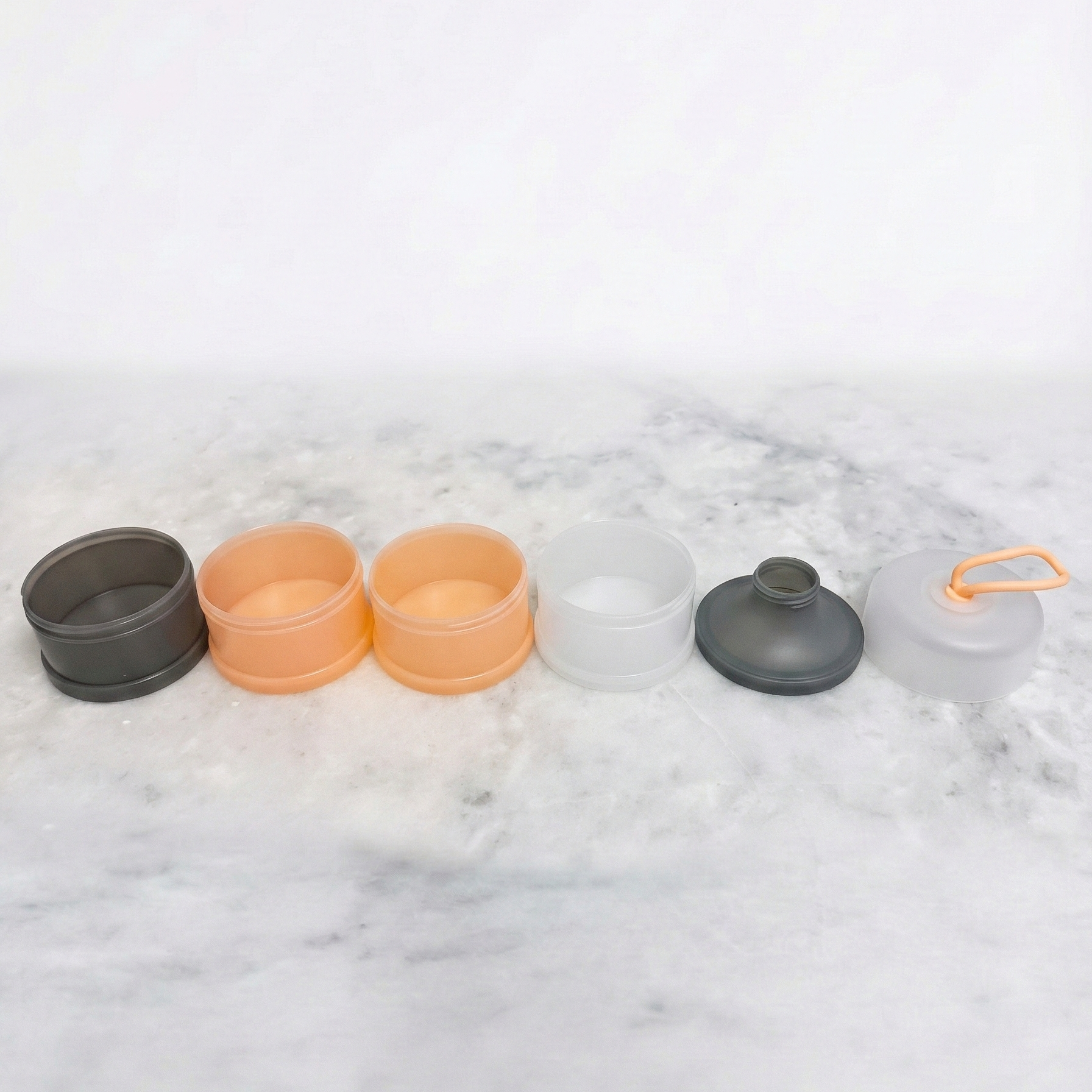 BAEBi 4-i-1 Pulverbeholder & Snacktårn