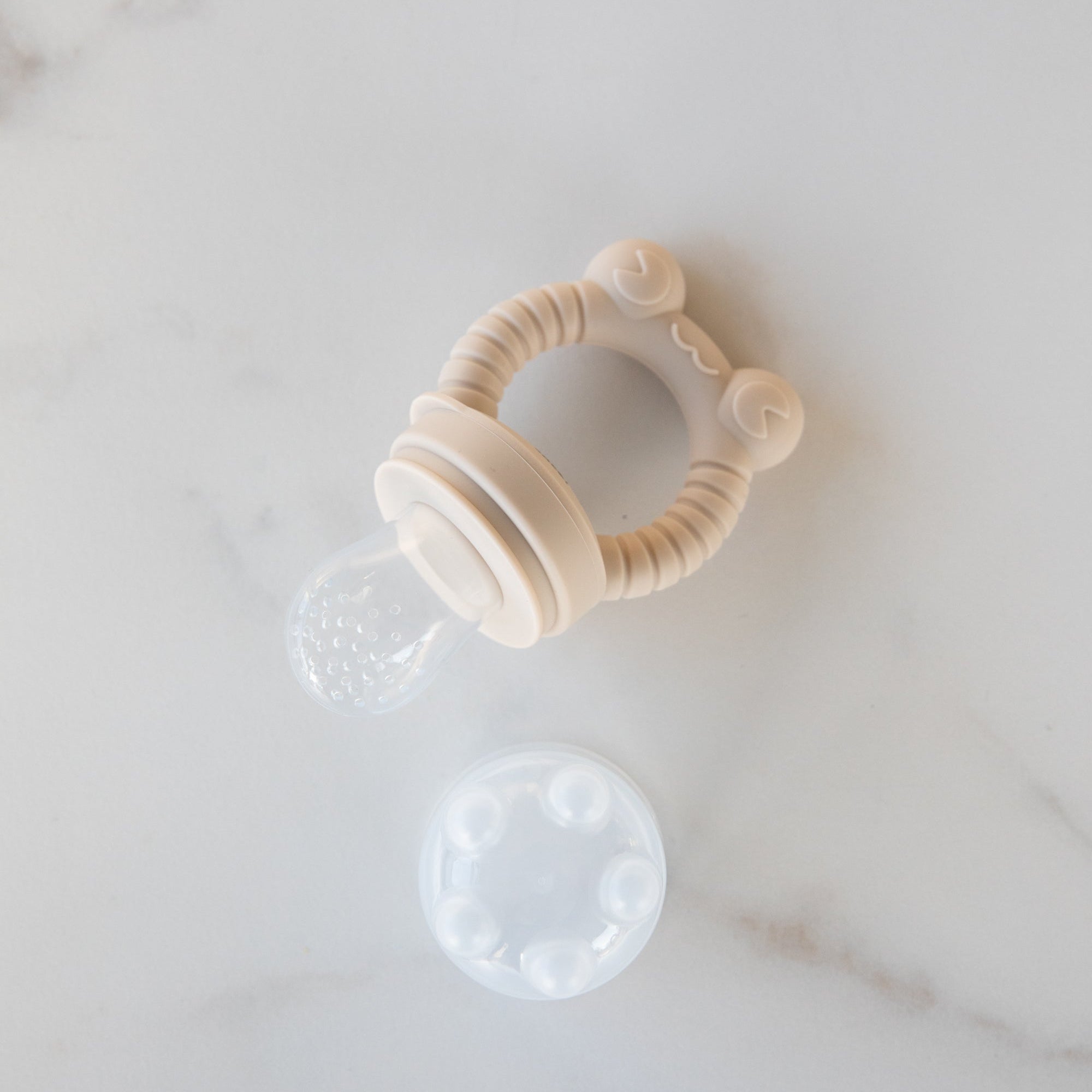 BAEBi 'Froggy' Frugtsut & Bidering