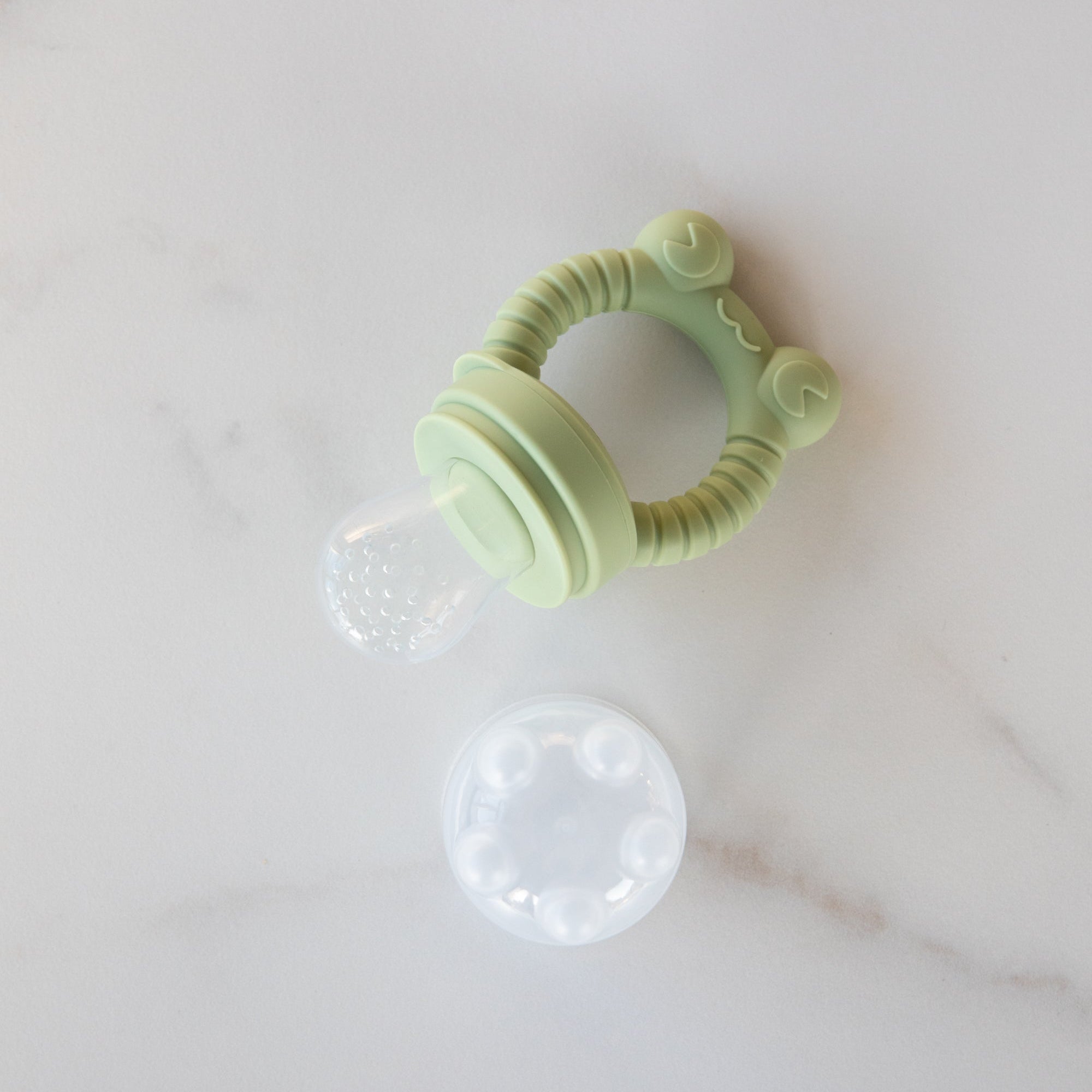 BAEBi 'Froggy' Frugtsut & Bidering