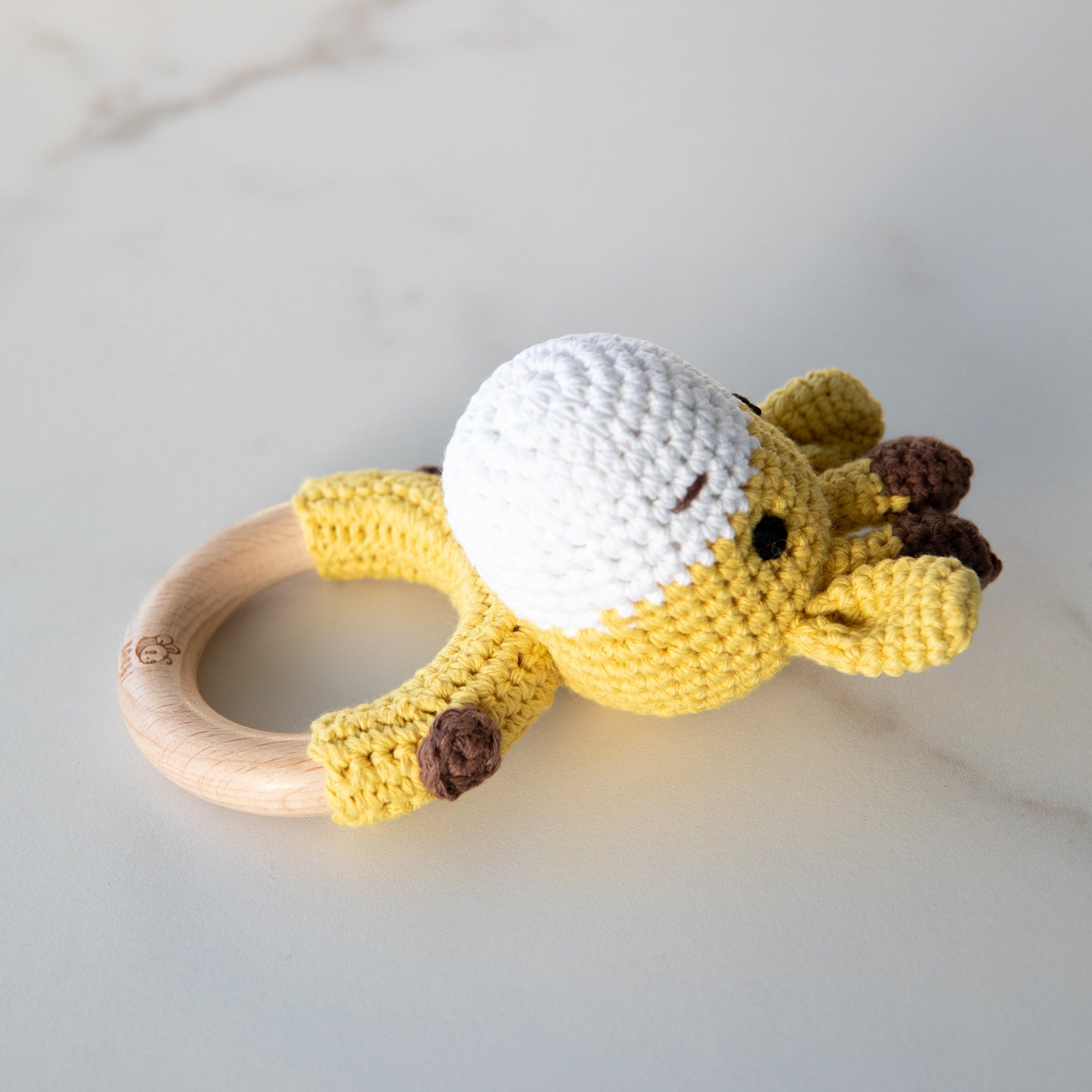 BAEBi 'Hugo' Giraf – Hæklet Rangle